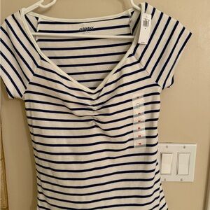 NWT Old Navy Women's Short Sleeve Top - Blue and White Stripes medium